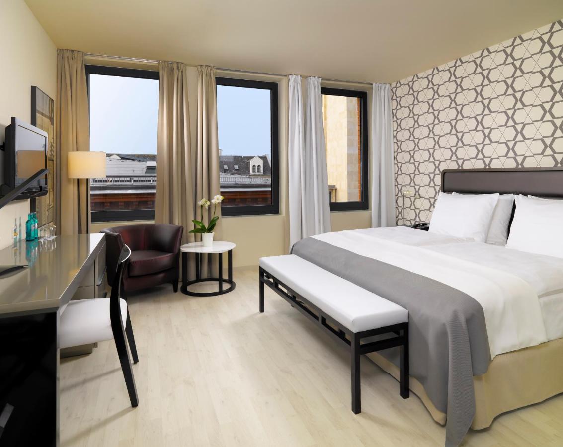 H10 Ku'damm Hotel 4*